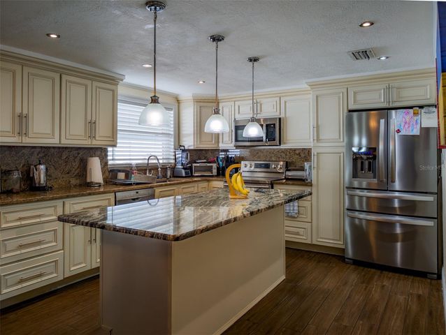 9436 PALM AVENUE, Port Richey, FL 34668