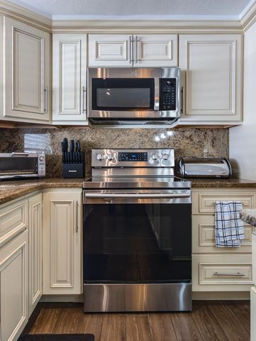 9436 PALM AVENUE, Port Richey, FL 34668