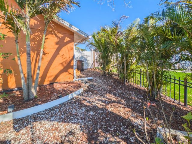 9436 PALM AVENUE, Port Richey, FL 34668
