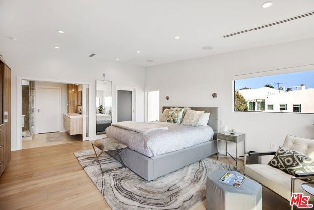 302 Ashland Avenue 301, Santa Monica, CA 90405