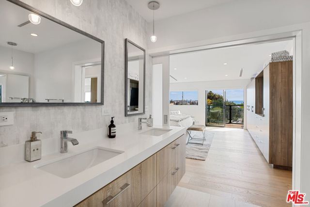 302 Ashland Avenue 301, Santa Monica, CA 90405