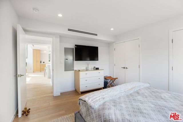 302 Ashland Avenue 301, Santa Monica, CA 90405