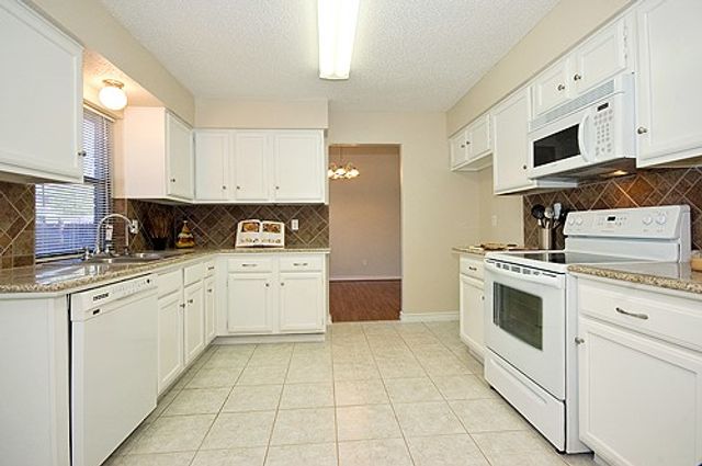 5309 Maple Court, Flower Mound, TX 75028