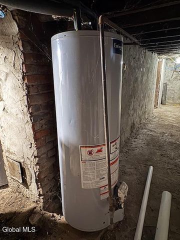 1606 Foster Avenue, Schenectady, NY 12308