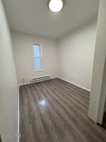 1606 Foster Avenue, Schenectady, NY 12308