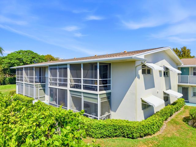 480 Horizon W, Boynton Beach, FL 33435