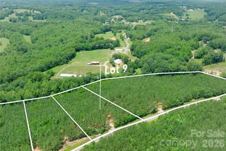 9 Morrison Road, Morganton, NC 28655
