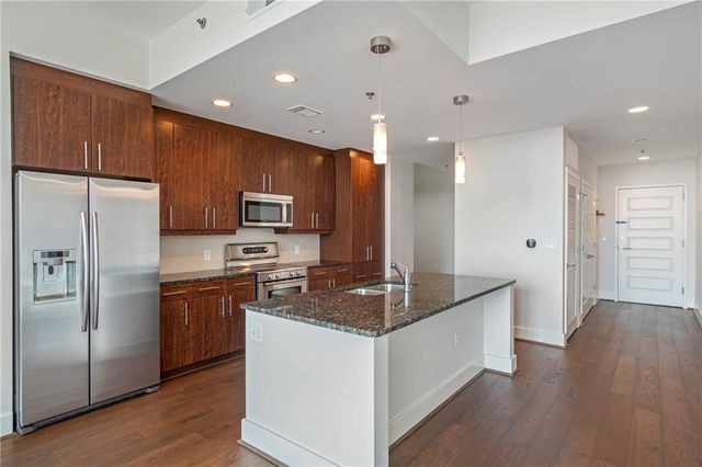 1080 Peachtree Street NE 3304, Atlanta, GA 30309