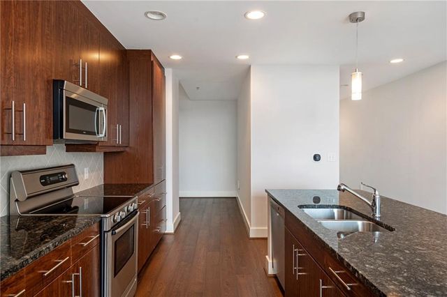 1080 Peachtree Street NE 3304, Atlanta, GA 30309