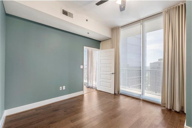 1080 Peachtree Street NE 3304, Atlanta, GA 30309