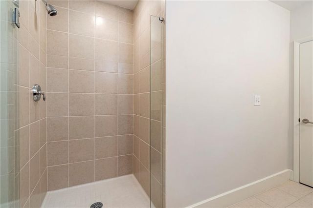 1080 Peachtree Street NE 3304, Atlanta, GA 30309