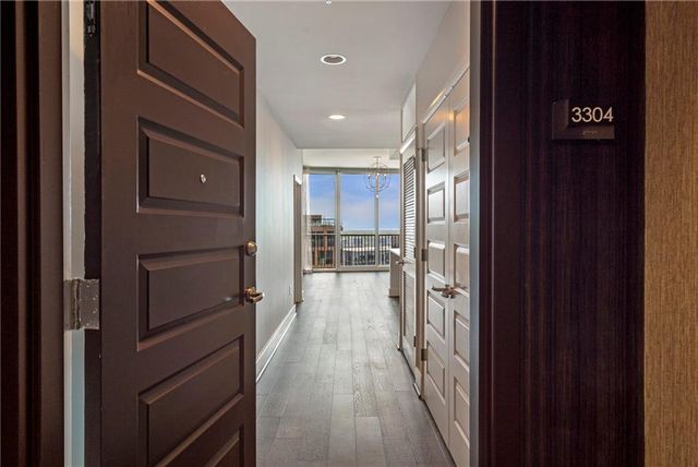 1080 Peachtree Street NE 3304, Atlanta, GA 30309