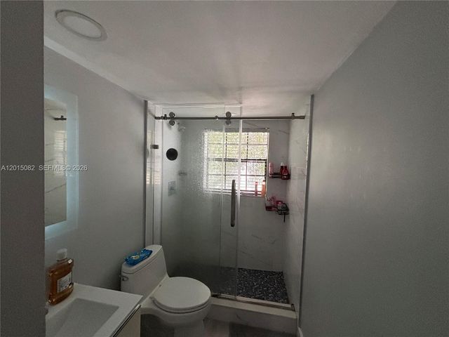 12922 SW 88th Ter B-206, Miami, FL 33186
