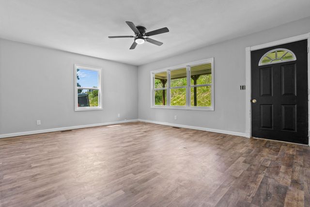 7390 Bald Knob Road, Frankfort, KY 40601