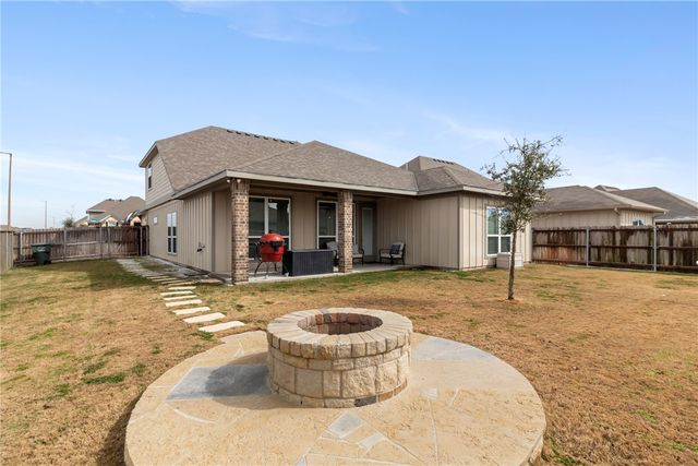 6302 Daytona Drive, College Station, TX 77845