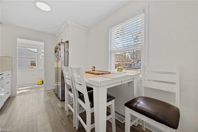 621 72nd ST, Newport News, VA 23605