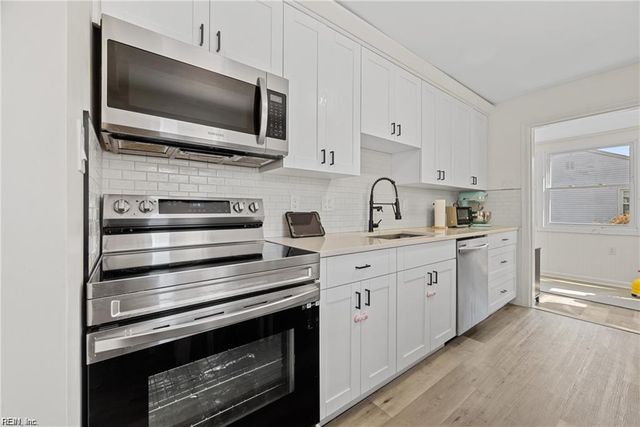 621 72nd ST, Newport News, VA 23605