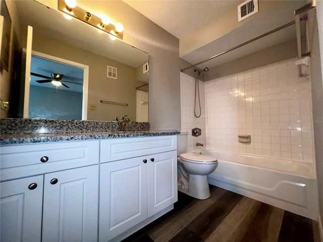 4355 PERKINSHIRE LANE 104, Orlando, FL 32822