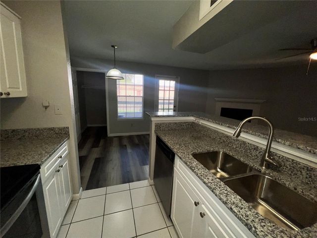 4355 PERKINSHIRE LANE 104, Orlando, FL 32822