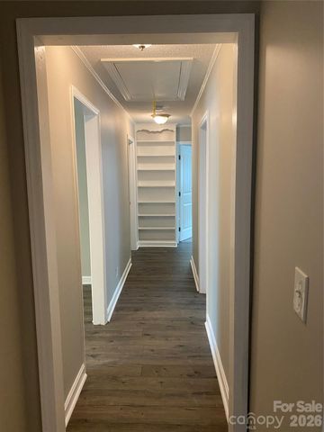 102 Mcdowell Street, Great Falls, SC 29055
