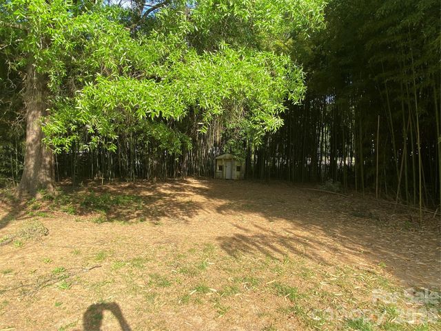 102 Mcdowell Street, Great Falls, SC 29055