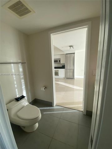 92 SW 3rd St 1509, Miami, FL 33130