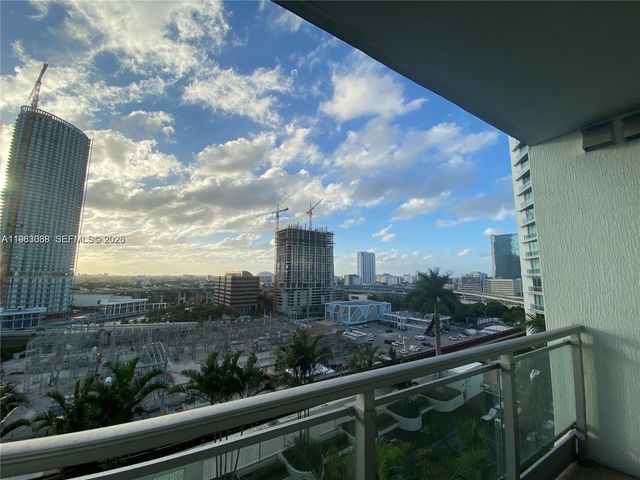 92 SW 3rd St 1509, Miami, FL 33130