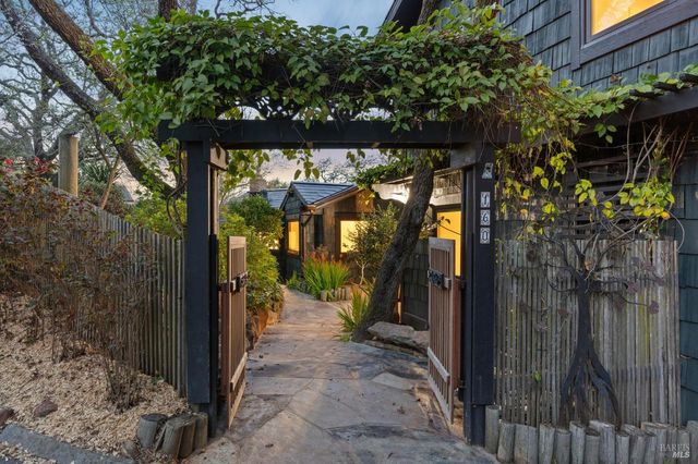 160 Crest Rd, Novato, CA 94945