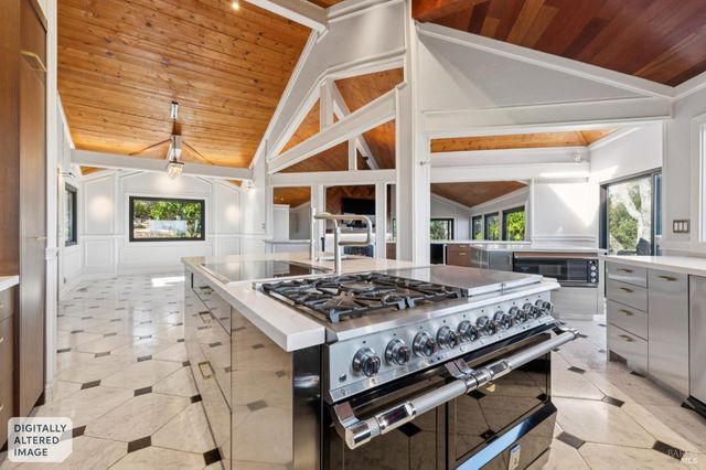 160 Crest Rd, Novato, CA 94945