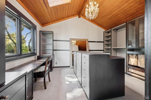 160 Crest Rd, Novato, CA 94945