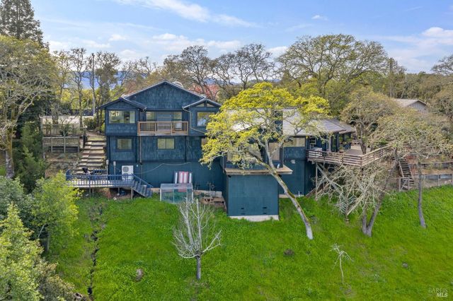 160 Crest Rd, Novato, CA 94945