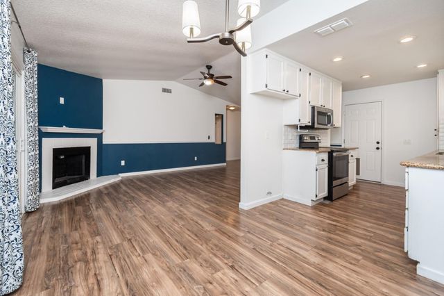 9169 Renee Ann St, Orangevale, CA 95662