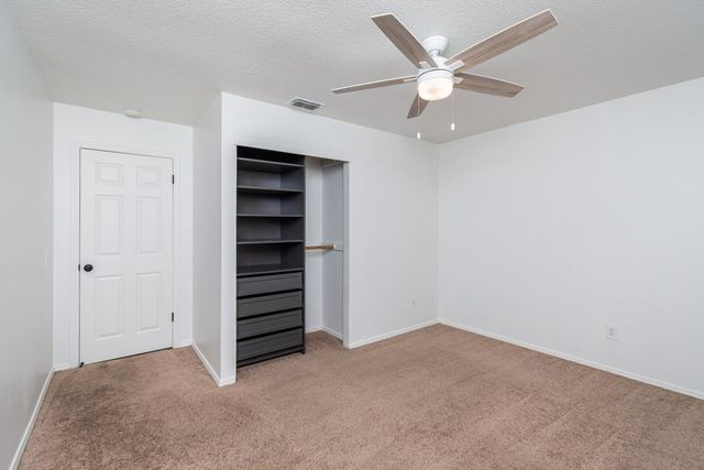 9169 Renee Ann St, Orangevale, CA 95662