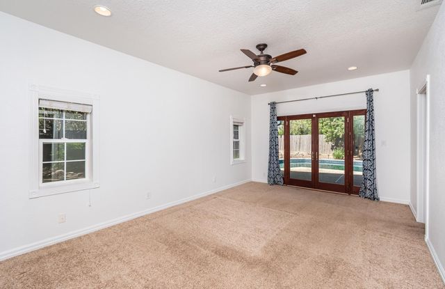 9169 Renee Ann St, Orangevale, CA 95662