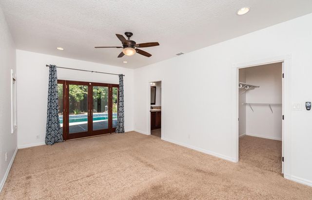 9169 Renee Ann St, Orangevale, CA 95662