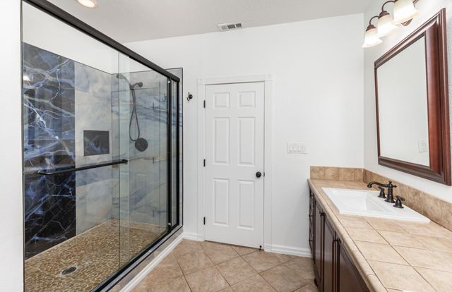 9169 Renee Ann St, Orangevale, CA 95662