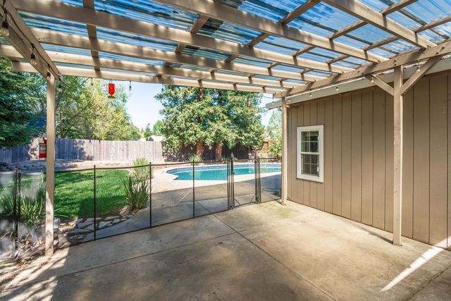 9169 Renee Ann St, Orangevale, CA 95662