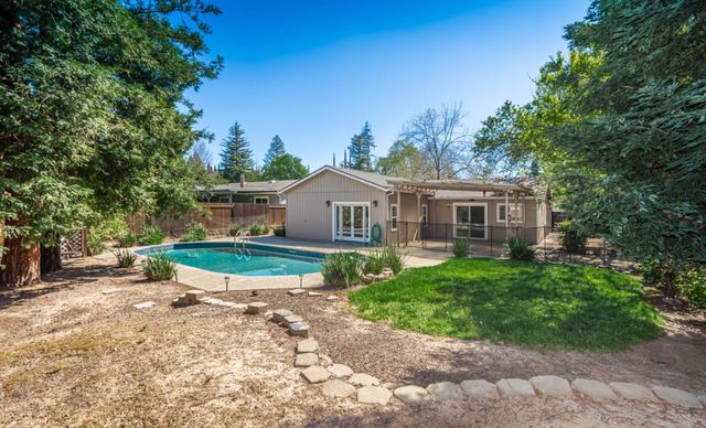 9169 Renee Ann St, Orangevale, CA 95662