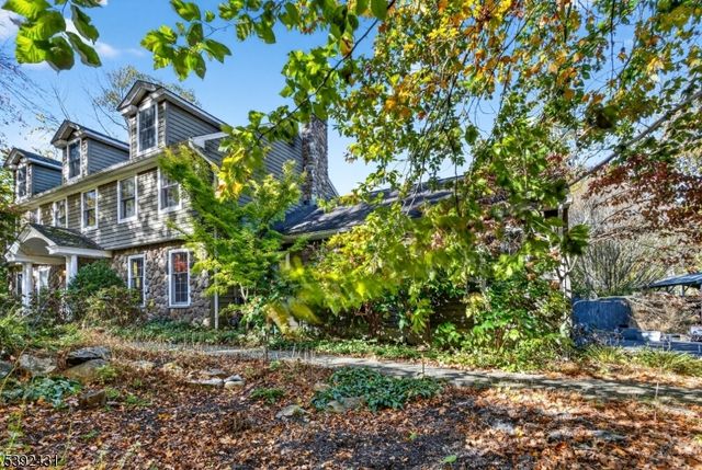 101 Cheshire Ln, Ringwood Boro, NJ 07456