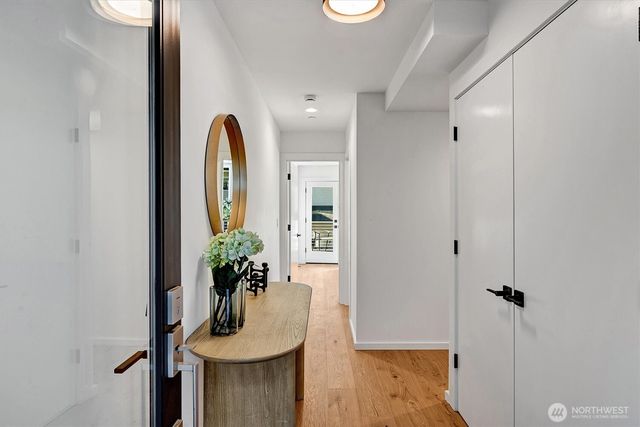 1233 E Roy Street, Seattle, WA 98102