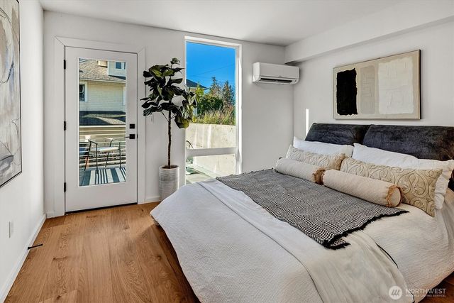 1233 E Roy Street, Seattle, WA 98102