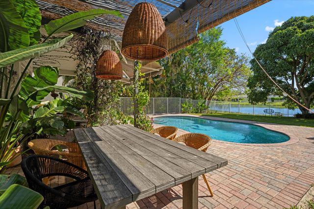 4138 Bluff Harbor Way, Wellington, FL 33449