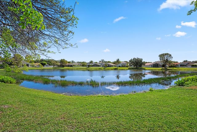 4138 Bluff Harbor Way, Wellington, FL 33449