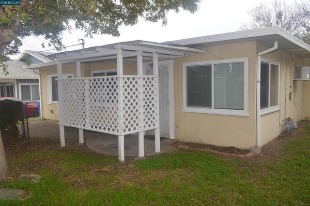 92 Beach Dr, Bay Point, CA 94565