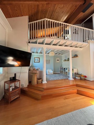 224 NE 16th Ter, Fort Lauderdale, FL 33301