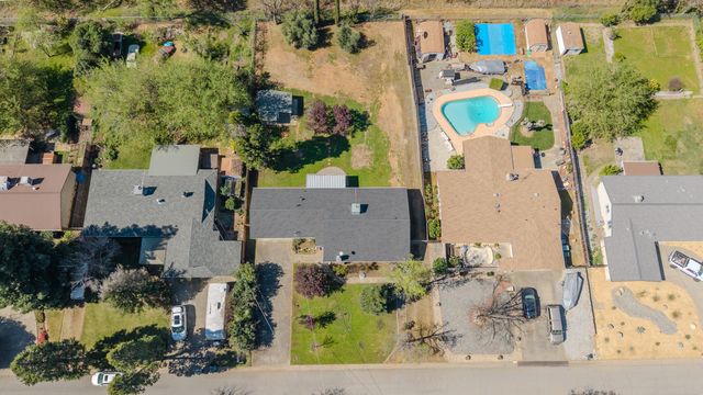 5142 Huntington Drive, Redding, CA 96002