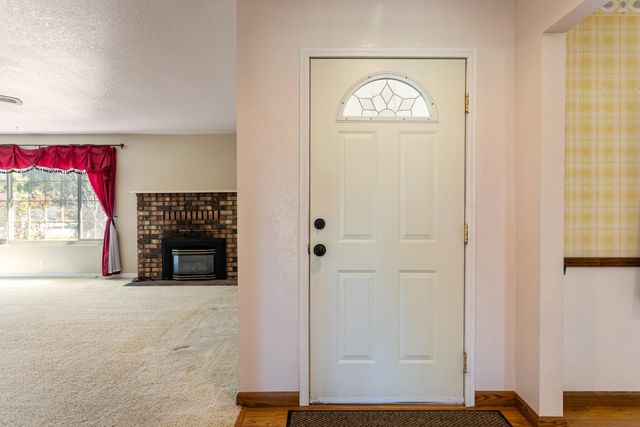 5142 Huntington Drive, Redding, CA 96002