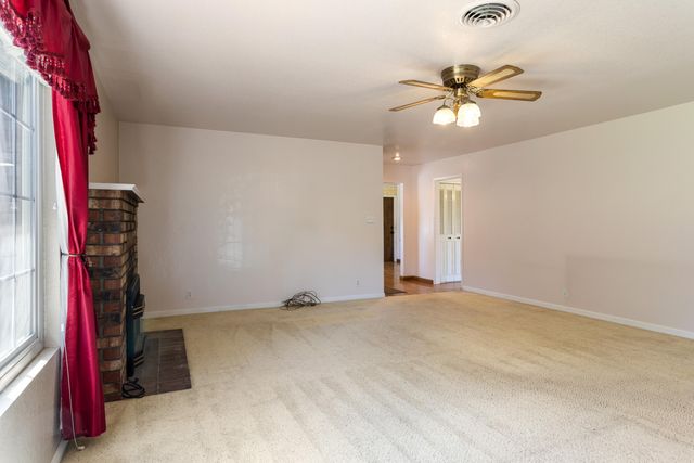 5142 Huntington Drive, Redding, CA 96002