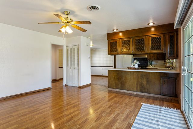 5142 Huntington Drive, Redding, CA 96002