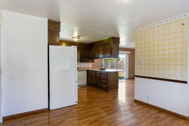 5142 Huntington Drive, Redding, CA 96002